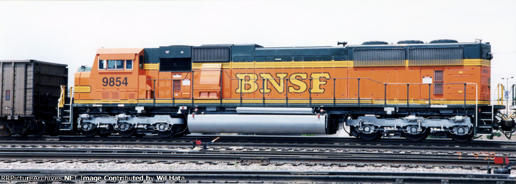 BNSF SD70MAC 9854